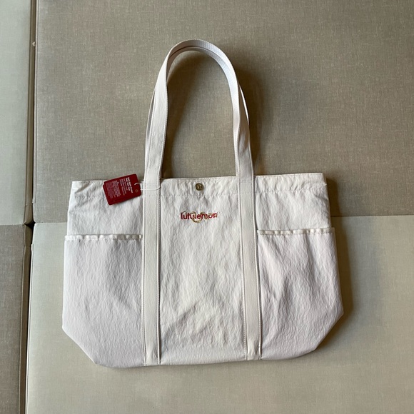 Lululemon Lunar New Year Daily Multi-Pocket Tote Bag 20L